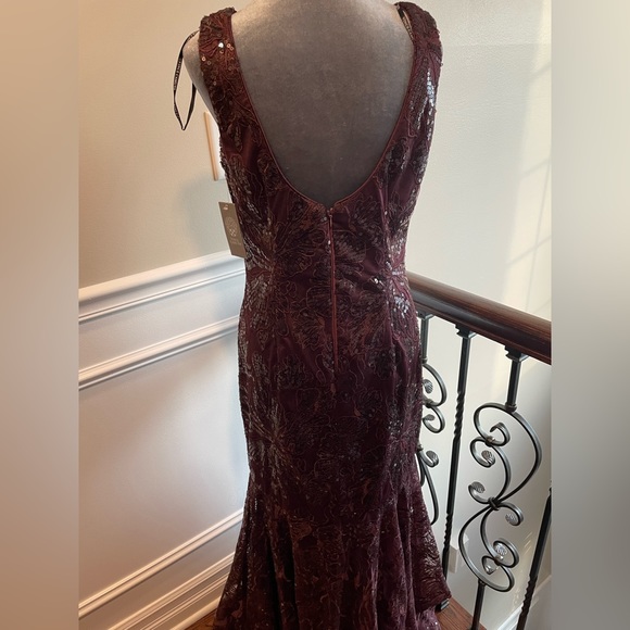 VINCE CAMUTO dress - Picture 3 of 6